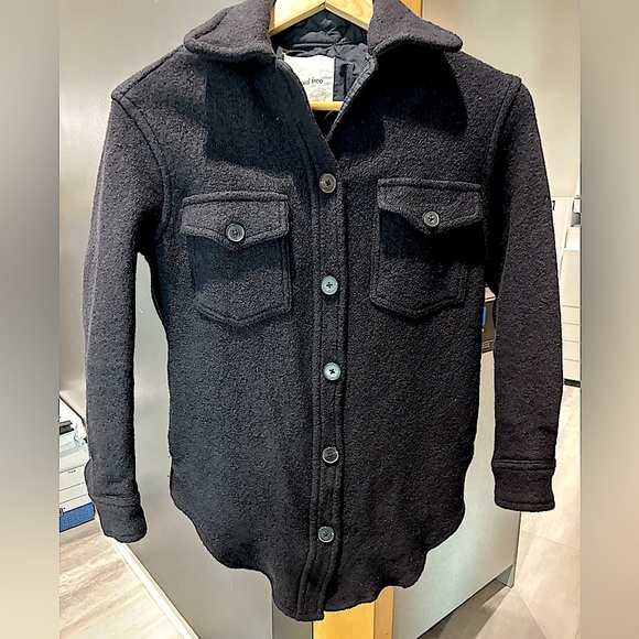 Wilfred Jackets & Blazers - ARITZIA WILFRED FREE The Ganna Merino Wool Shirt Jacket Shacket